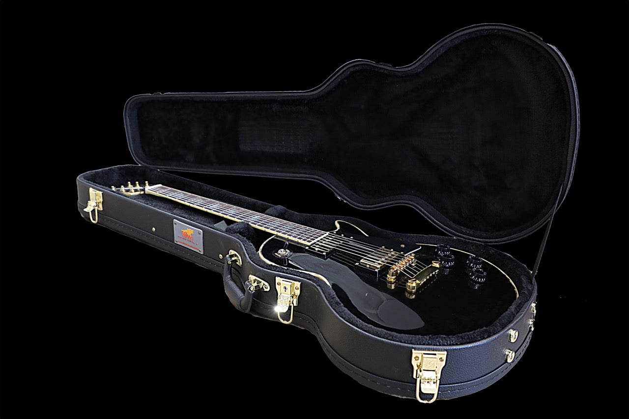 Howler Black Gloss  Left or Right Hand With Wolf Hard Case and Pro-Luthier Set Up