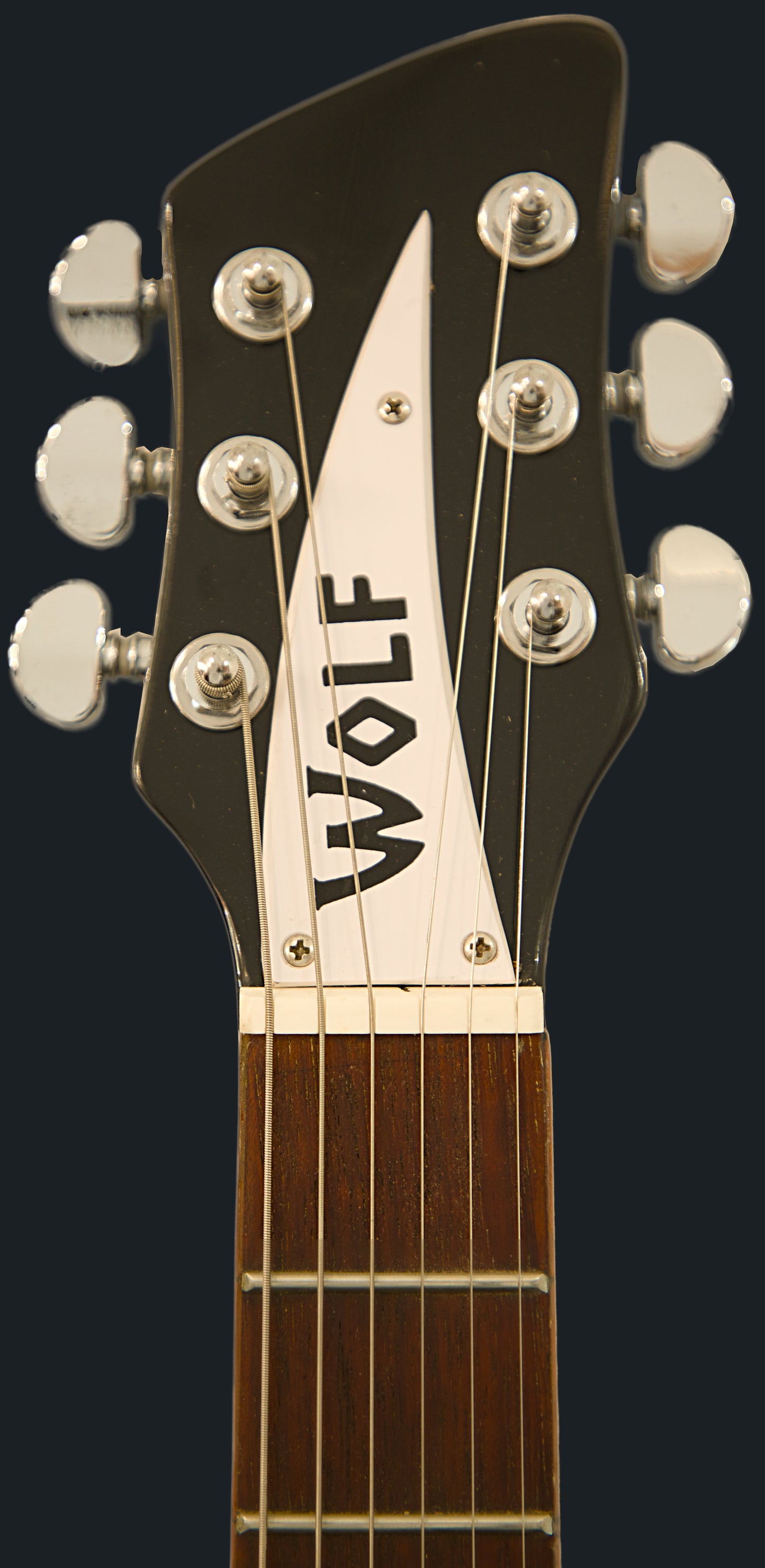 Tuxedo Series II 3 Tone Sunburst With Wolf Hard Case